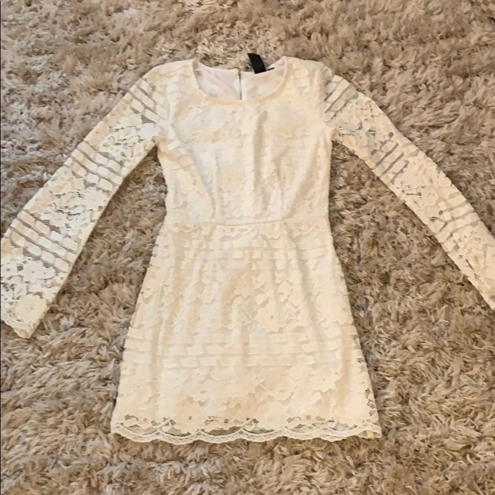 White lace dress